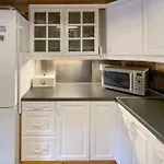 3 Bedroom Cozy In