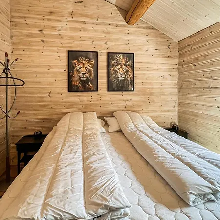 Сasa de vacaciones Acogedora Casa De 3 En *