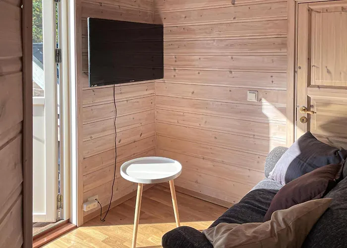 別荘 3 Bedroom Cozy In