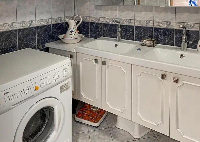 3 Bedroom Cozy In Дом отдыха